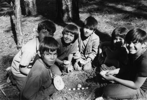 Maidu Children at Berry Creek 1972.jpeg