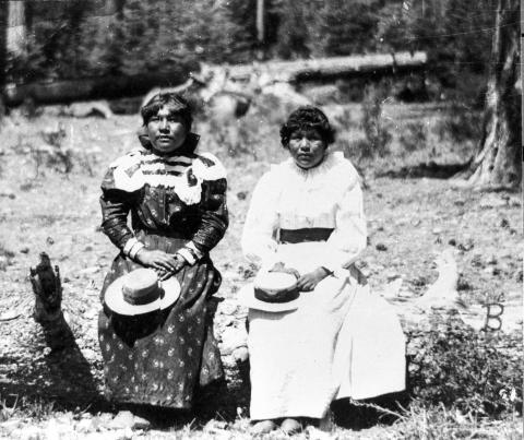 Two Maidu Women 1900.jpeg